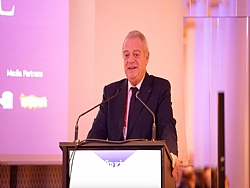 AVRUPA, ORTA DO�U VE K�RESEL SERMAYE CANNES�DA AYNI SOFRADA BULU�TU